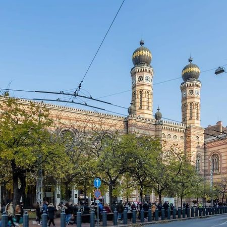 Extra Central And New Studio Будапеща Екстериор снимка