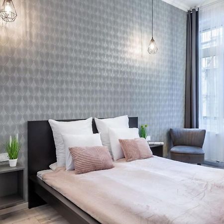 Extra Central And New Studio Будапеща Екстериор снимка