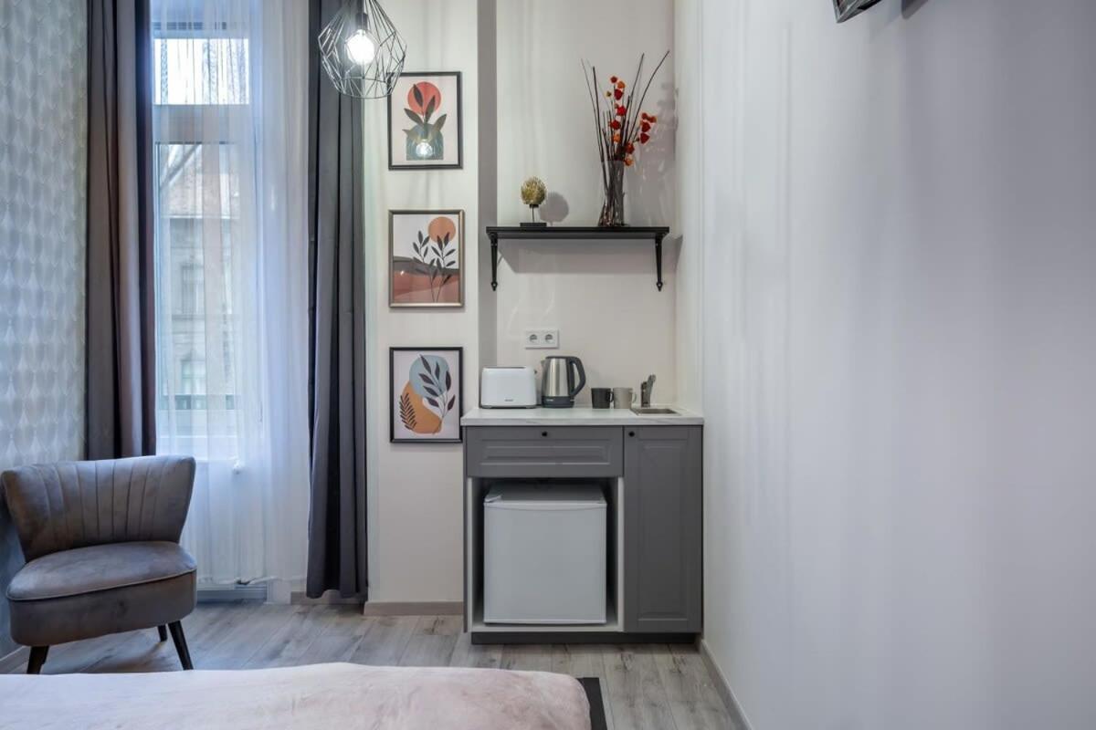 Extra Central And New Studio Будапеща Екстериор снимка