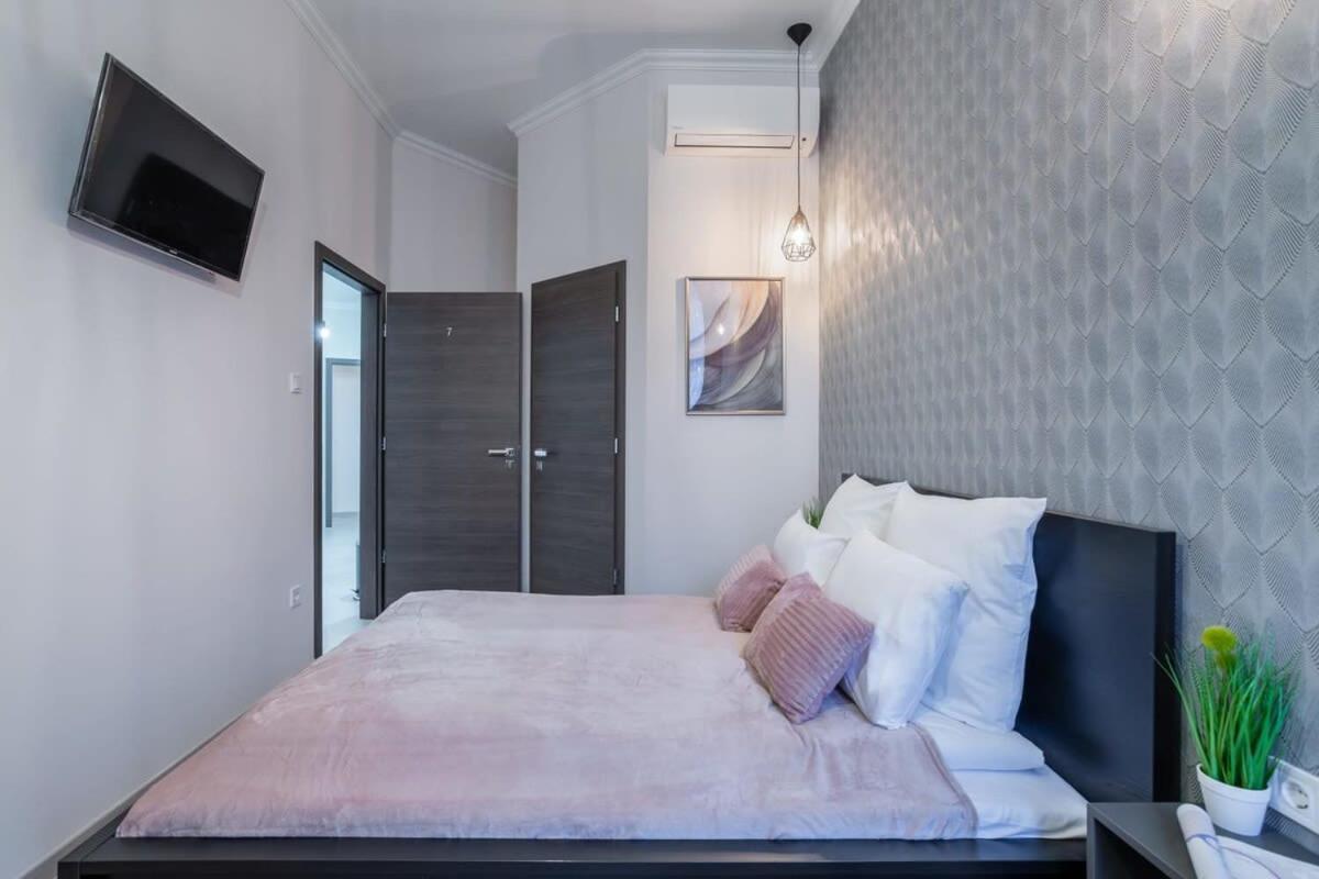 Extra Central And New Studio Будапеща Екстериор снимка
